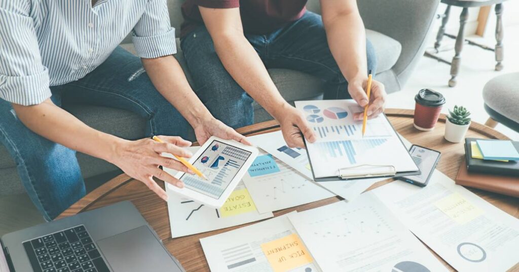 「設備保全管理システムの導入方法と注意点」がイメージできる画像